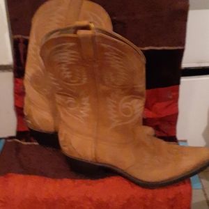 Western Boots lightly used